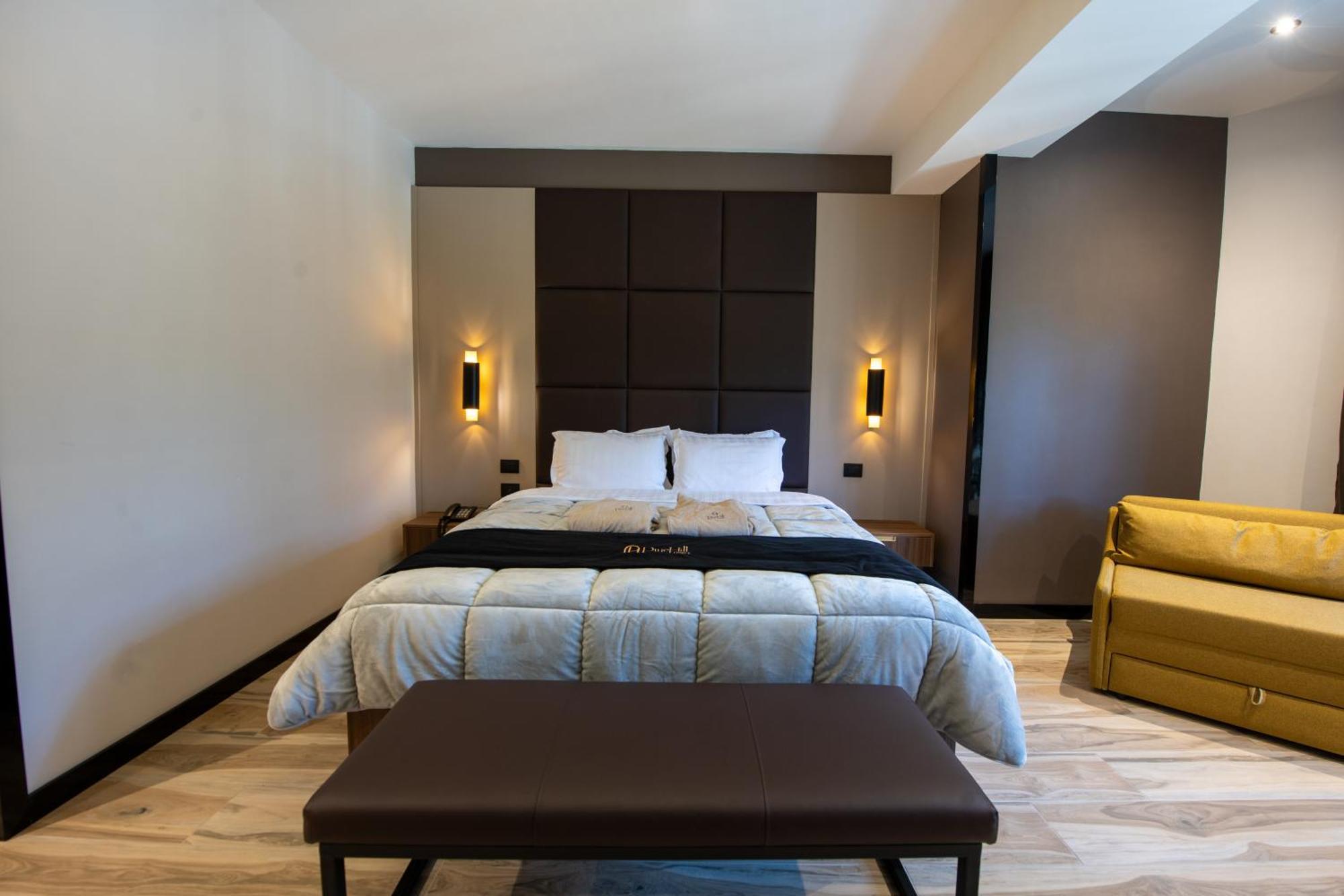 Pinehill Hotel, Restaurant , Pool & - Hotel